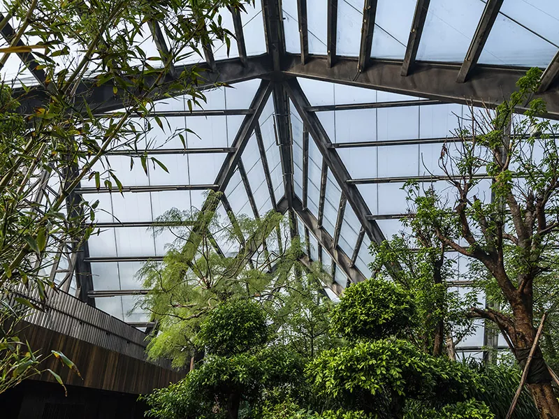 Qual è meglio, edificio in telaio in acciaio o edificio in cemento?