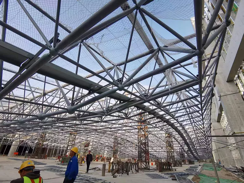 Planetario con struttura in acciaio Planetario con struttura in acciaio